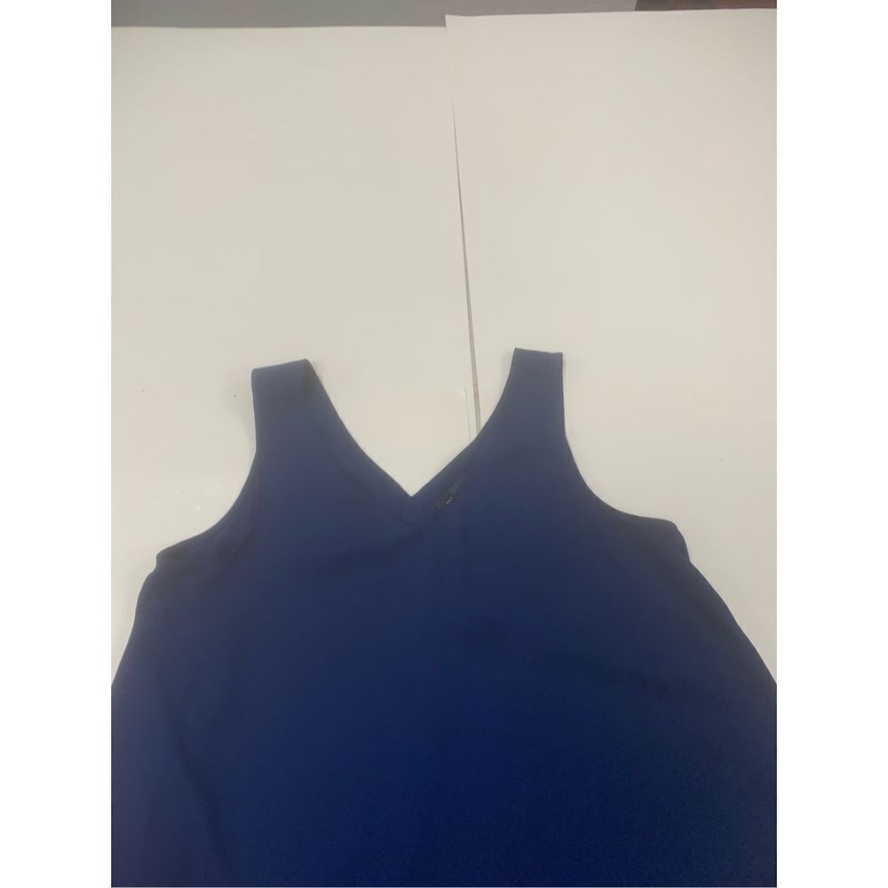Navy Silk Tank - Picture 5 of 8